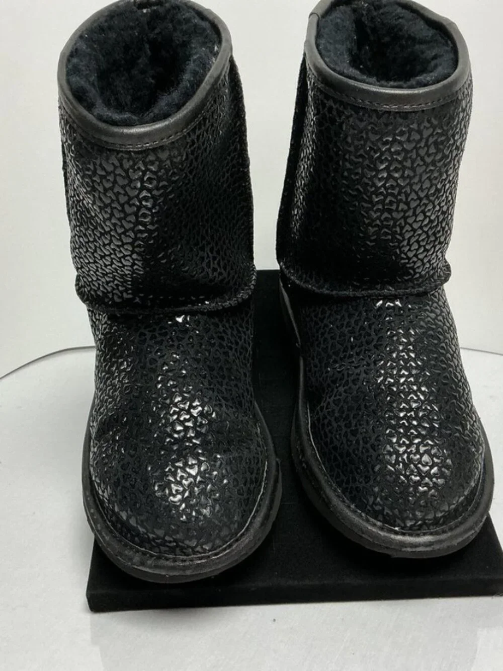 UGG Classic Short Boots Textured Black Shearling Lined Youth 3